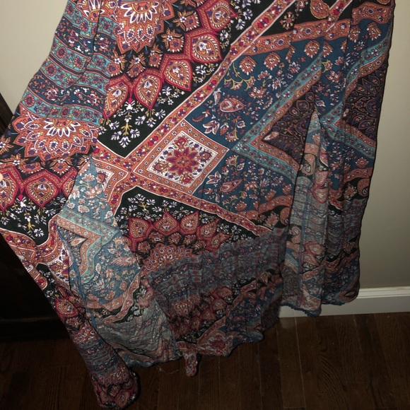 American Eagle Dress Boho split - Picture 3 of 3